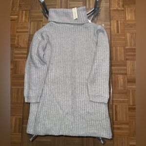 NEW-Francesca's Cozy Gray Turtleneck Sweater